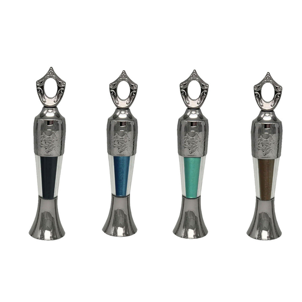 A Naturally Smooth Eyeliner For Effortless Application